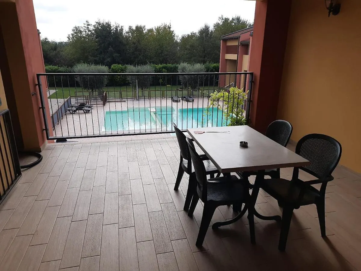 Aparthotel Agriturismo Ai Tre Fienili Ponti sul Mincio Italy