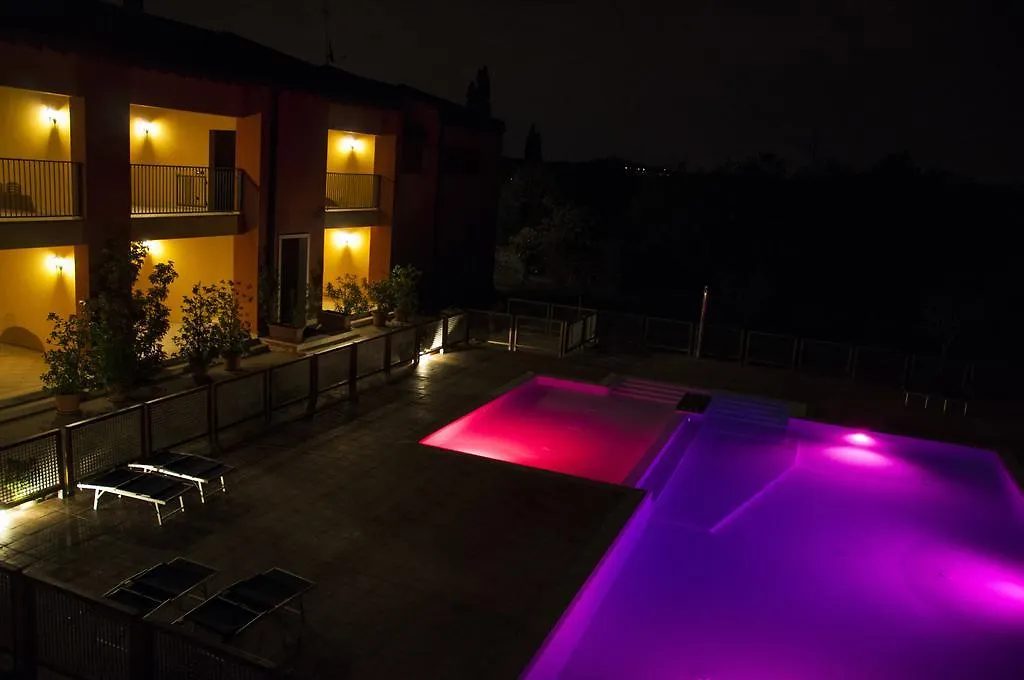 Aparthotel Agriturismo Ai Tre Fienili Ponti sul Mincio
