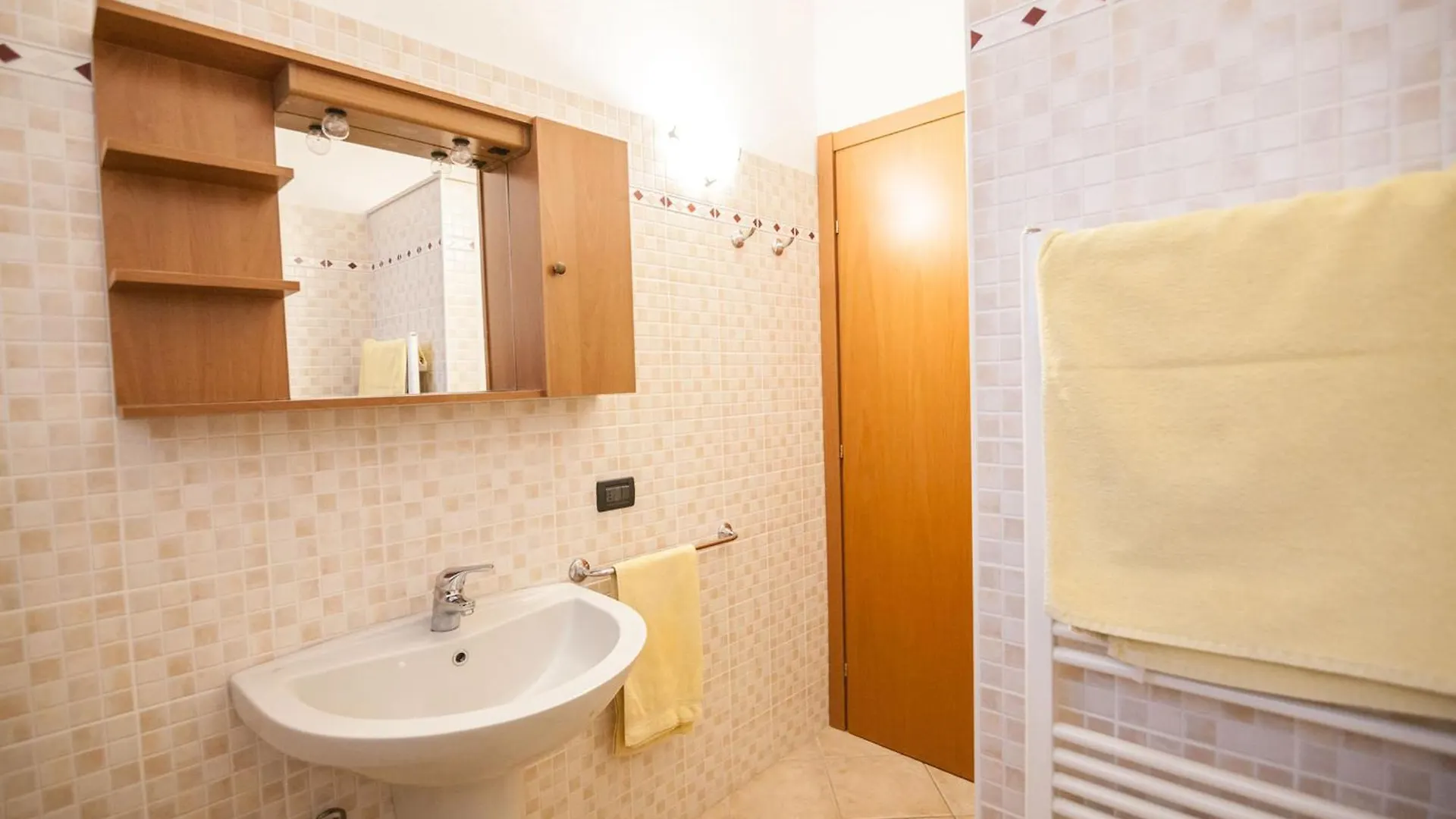 Aparthotel Agriturismo Ai Tre Fienili Ponti sul Mincio Italy